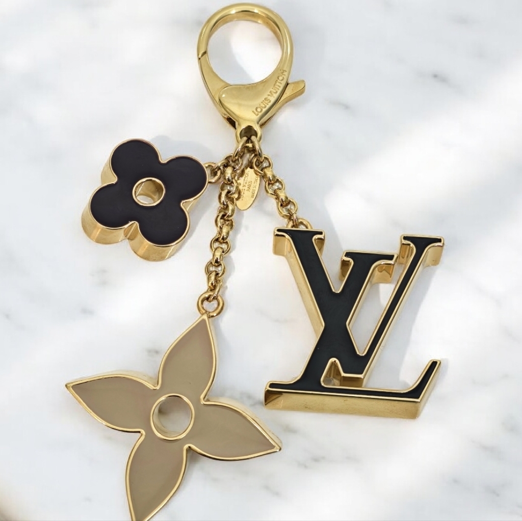Louis Vuitton Gold-Tone Lv And Flower Charm Key Holder In Black And Beige